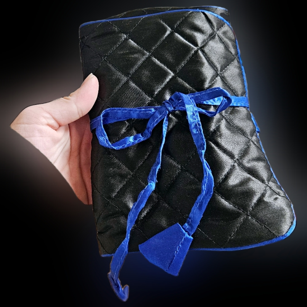 NWT BLACK/BLUE SATIN BOUTIQUE FOLDUP HANGING MULTIPLE POUCH FOR JEWELRY/MAKEUP!